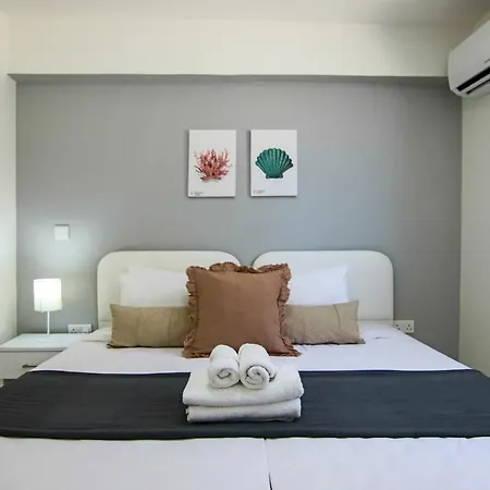 Phaedrus Living City View Fountain Court 08 * Ajia Napa